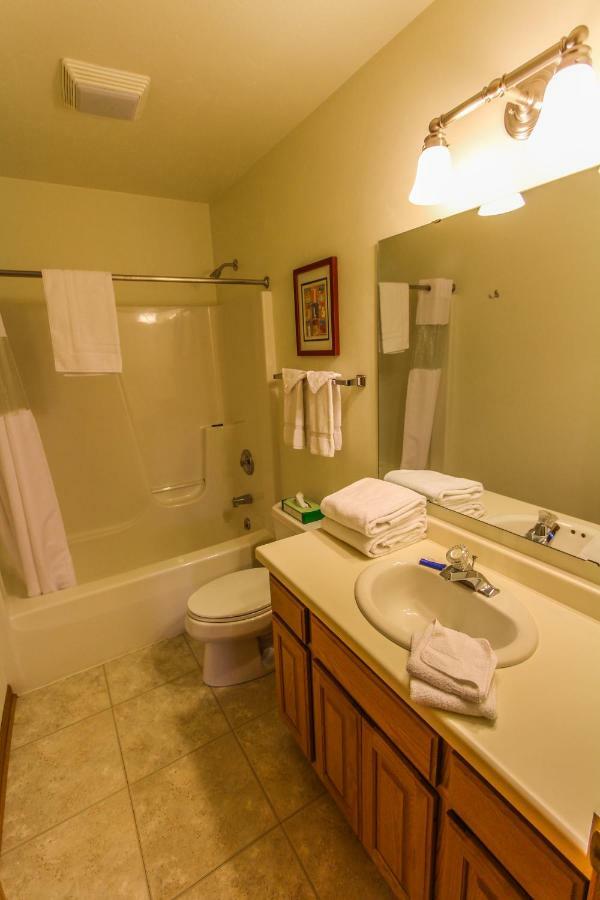 إد هاربور Meadow Ridge Condos المظهر الخارجي الصورة